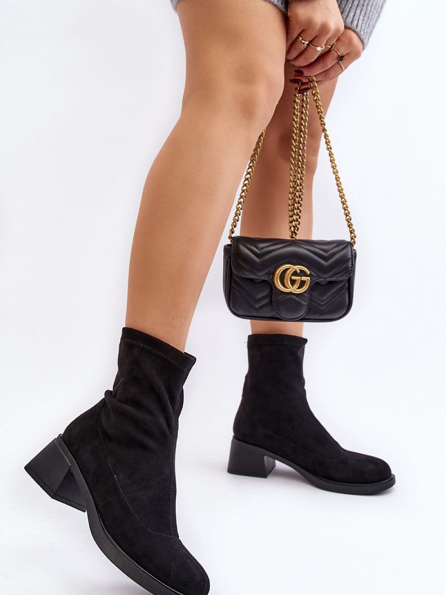 e7b732ebafbc8e3d8d2ae8ea7422c576