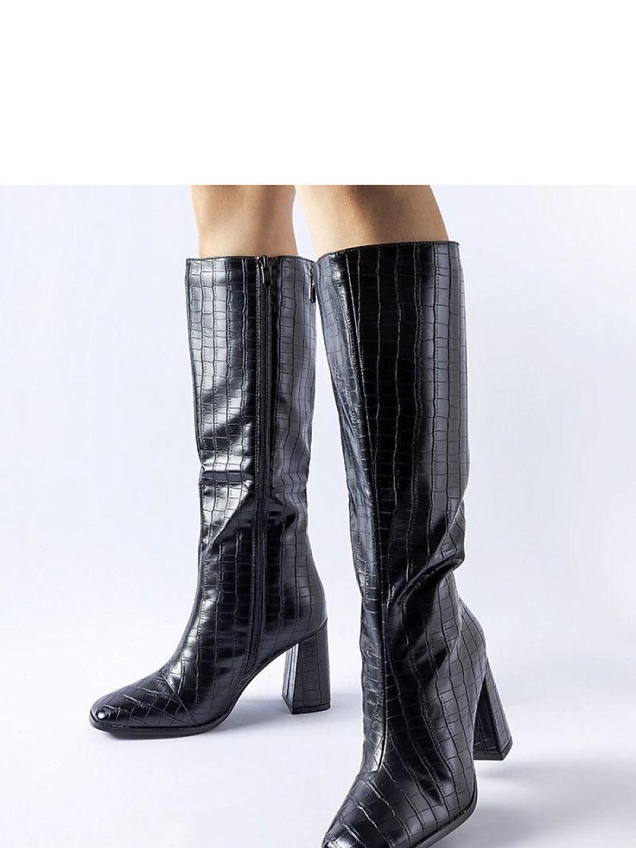 d29d05215f78b9d3e13ea16d860df00d