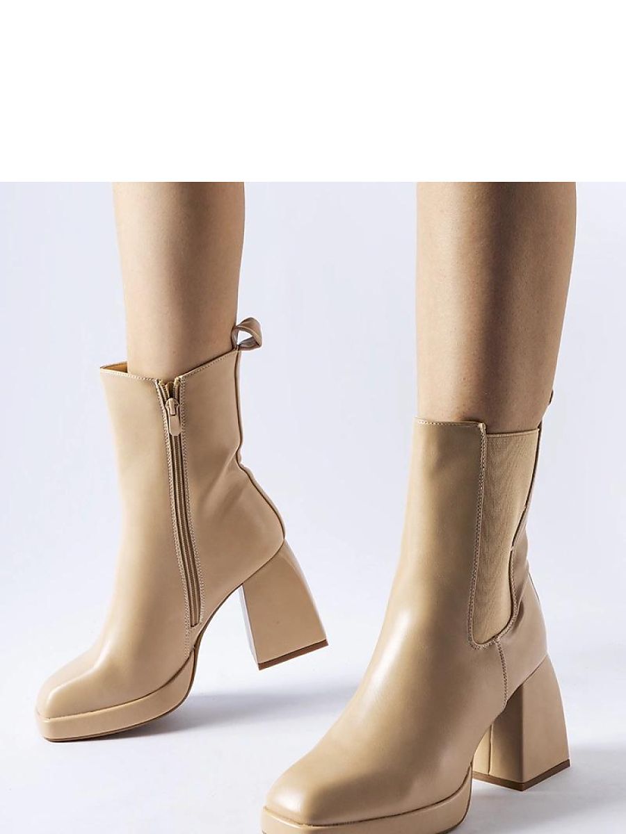 e07235b3254344b3ad76f8f65397e13e