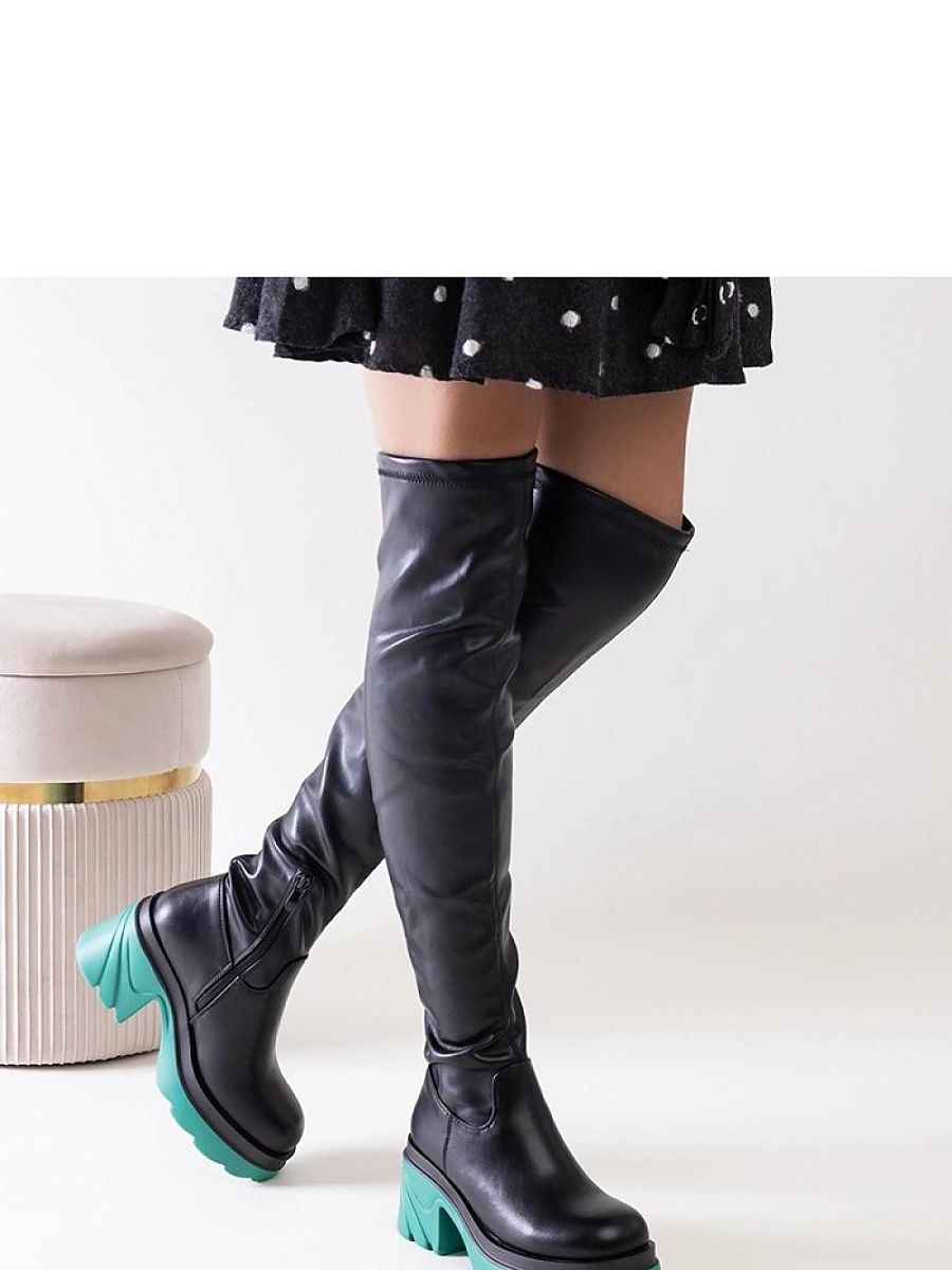 d6743d02f900a988912f95132f4b8993