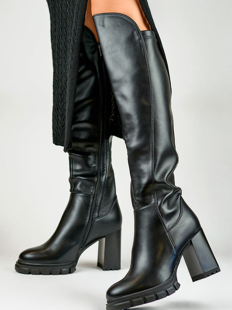 104eeb526d30133292ec819a370de428